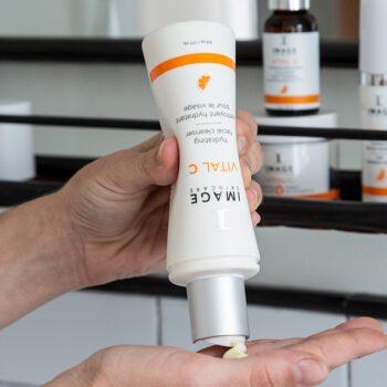 Vital C Hydrating Facial Cleanser IMAGE Skincare